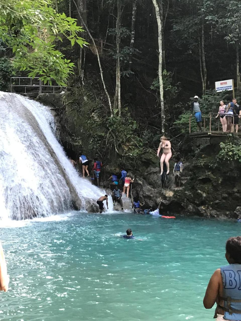 Mystic Ridge Paradise Ocho Rios Exterior photo